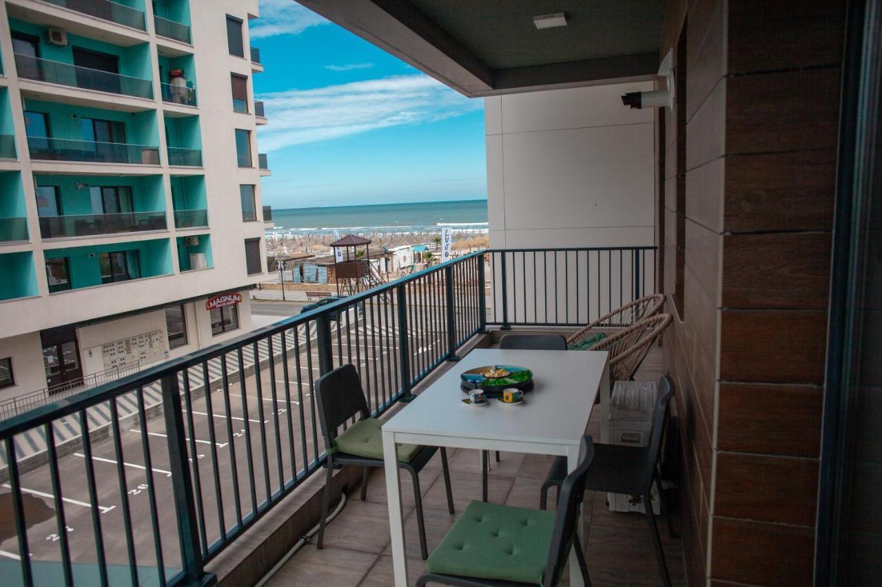 Green Apartament Near The Beach Năvodari Eksteriør billede