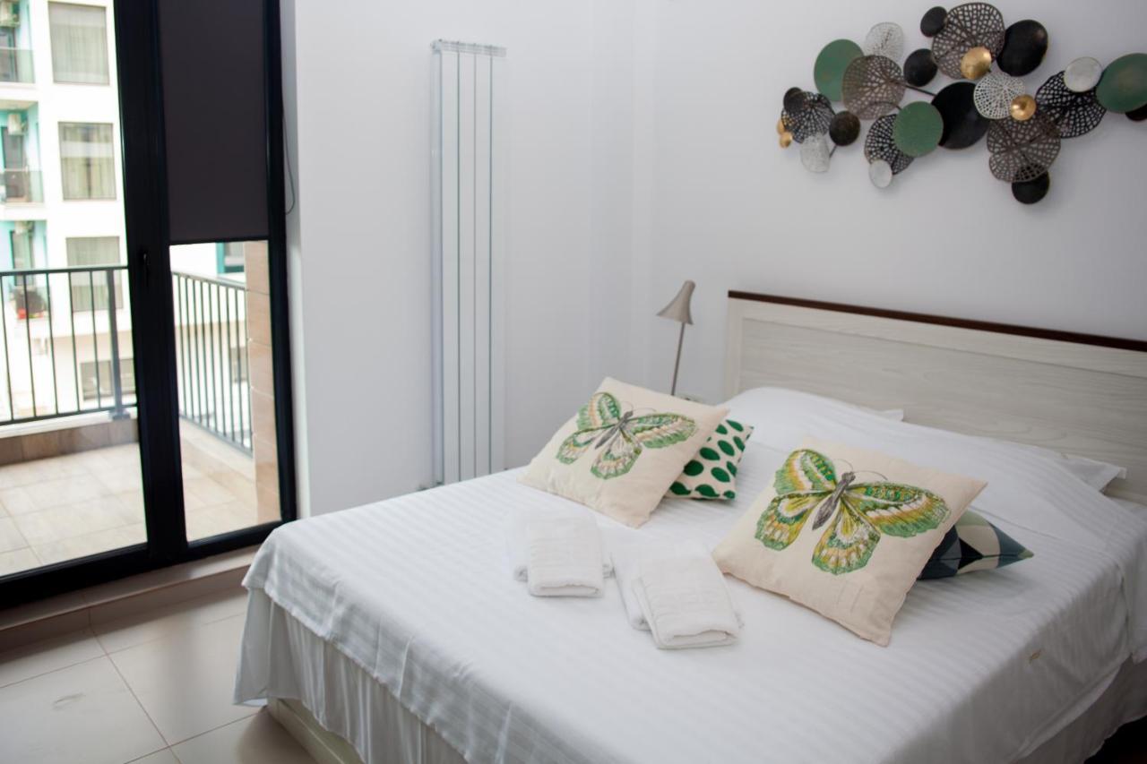 Green Apartament Near The Beach Năvodari Eksteriør billede